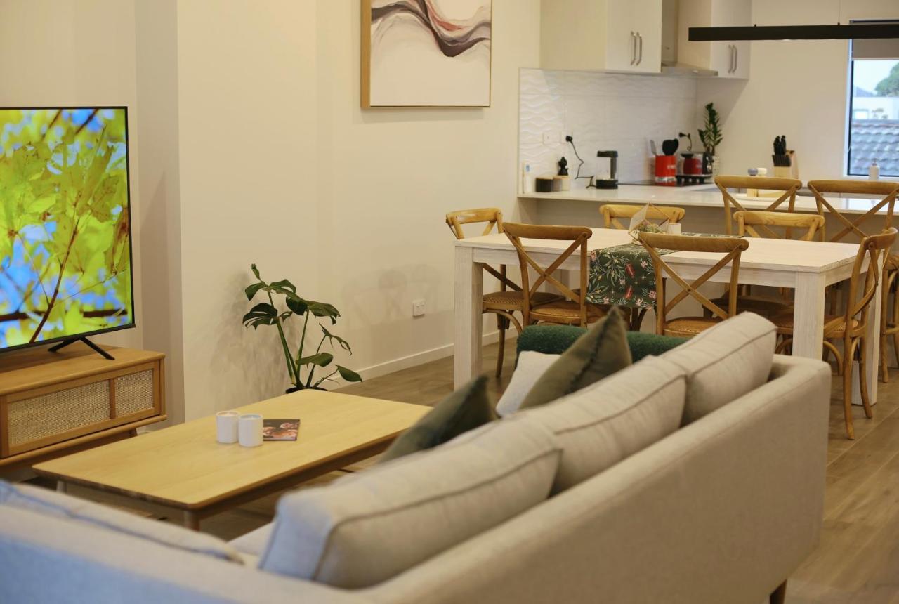 Cozy And Comfortable, Sunny Three-Storey Building Auckland Exterior foto